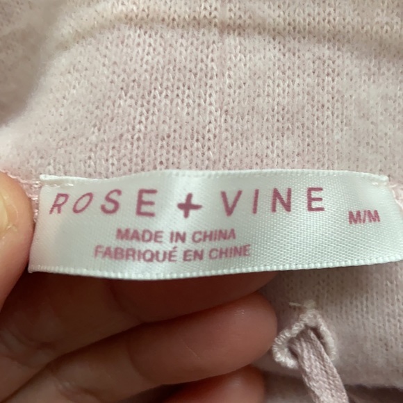 Rose + Vine light pink hooded  loungewear/ PJ set in size M - Picture 8 of 14